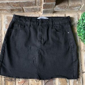 celebrity pink frayed hem skirt size 26 black